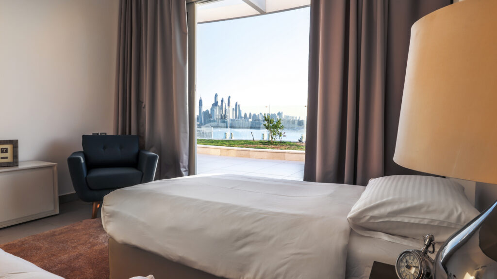 2 bedrooms in Royal Bay