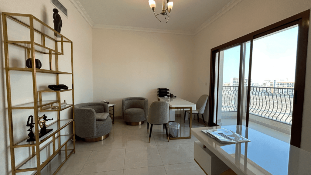 Studio in G24 Warsan