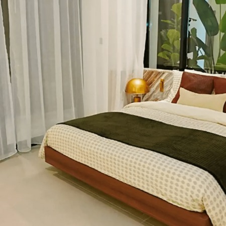 Studio in Weybridge Gardens 2