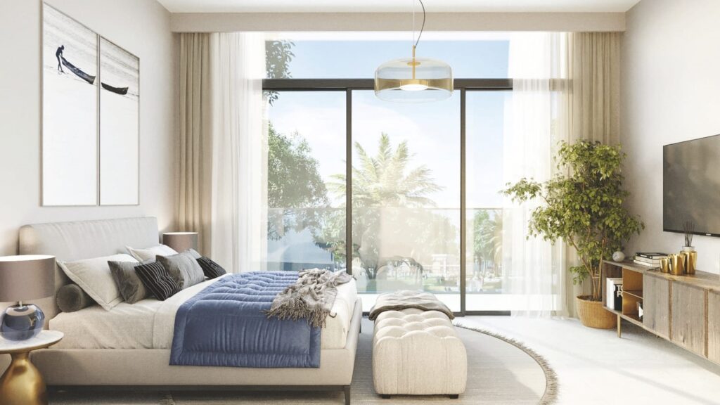 5 спален в South Bay