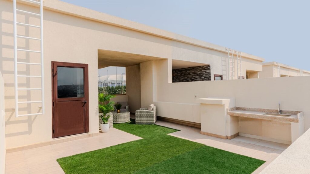 4 bedrooms in Sol Park